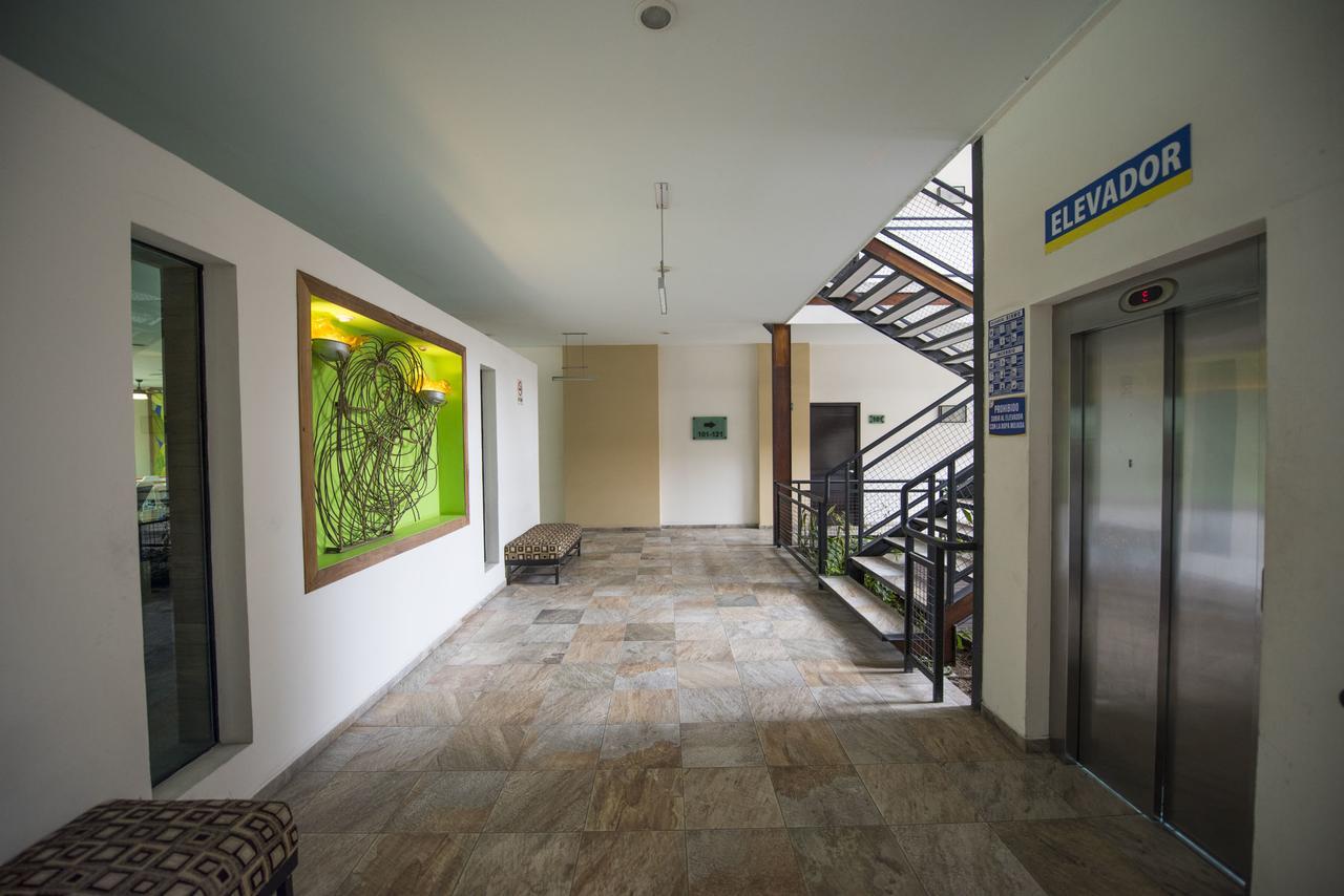 Hotel Andiroba Palace Тустла-Гутьеррес Экстерьер фото
